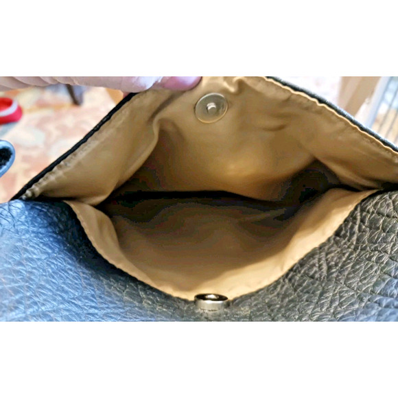 Aurielle Carryland Black Faux Leather 4 Pocket Crossbody Purse - Picture 7 of 9